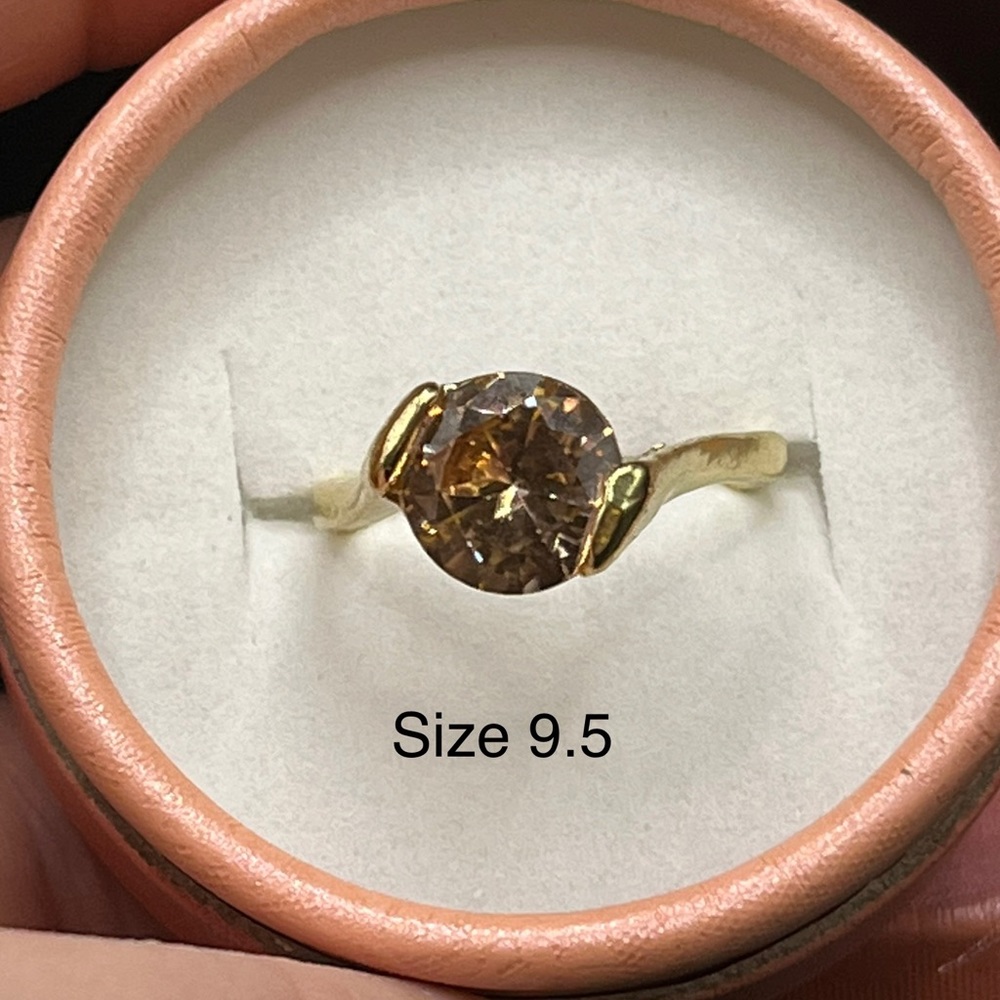 Champagne ring